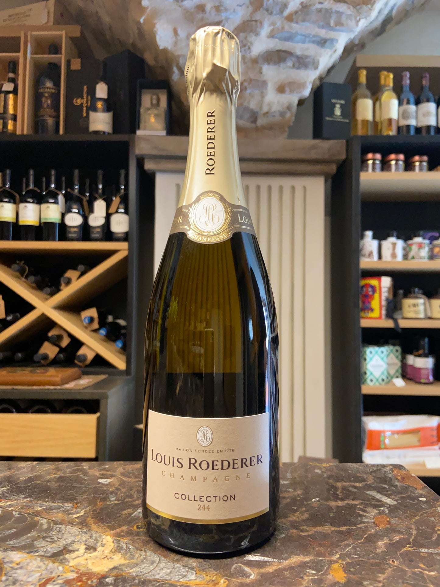 Champagne Louis Roederer Collection 244